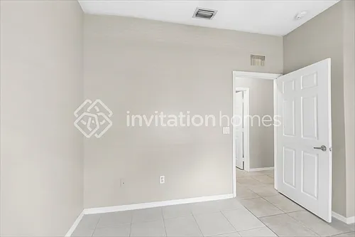 8542 Water Cay Photo 1