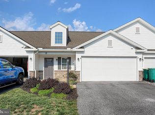 12 Group Ct, Mount Holly Springs, PA 17065
