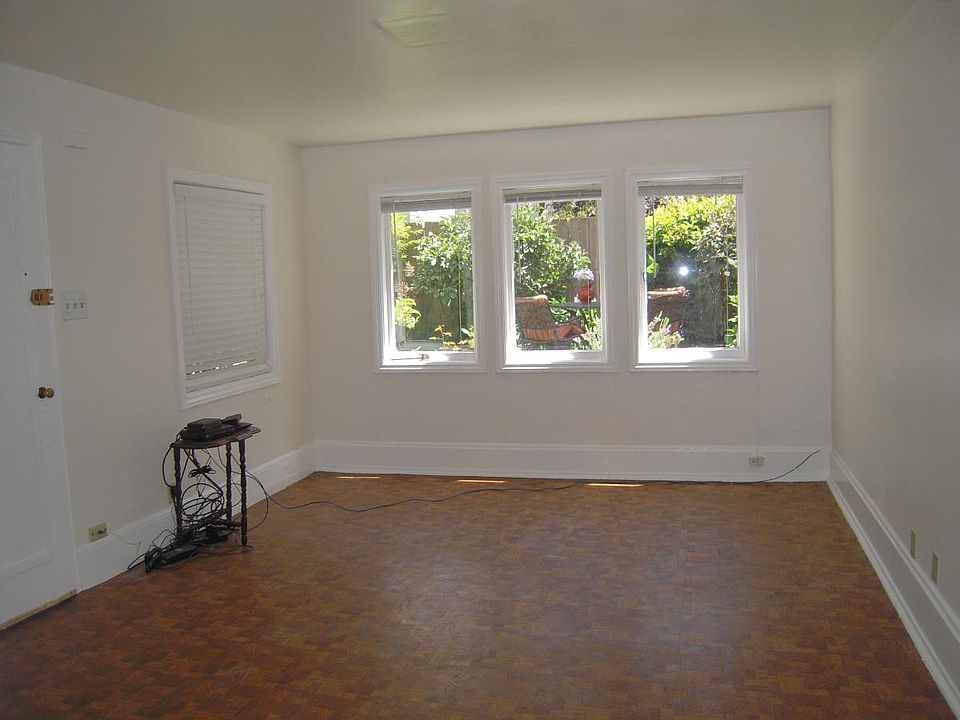 1st image of 2435 Washington St