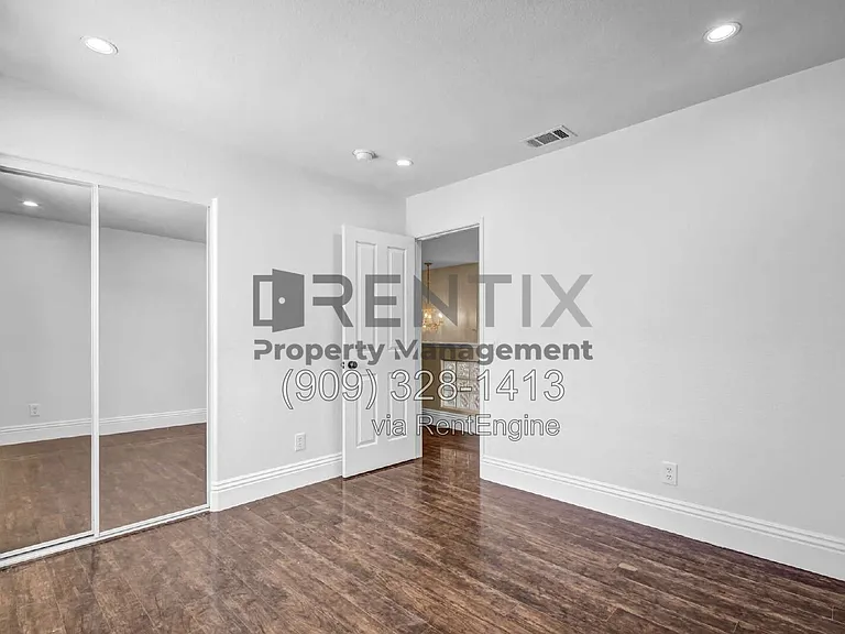 6694 Cowboy St — Photo 23