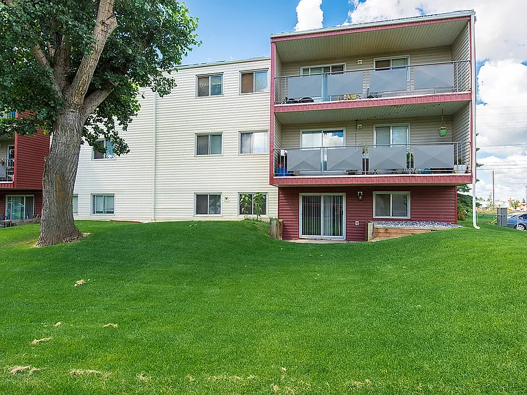 7180 A Parke Ave — Photo 13
