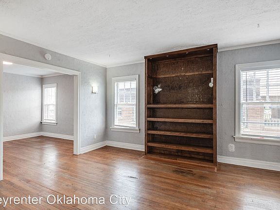 3rd image of 817 East Dr #11160266