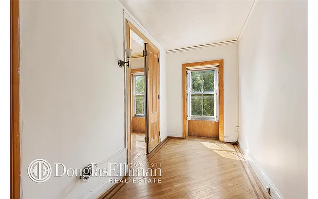 Rented by Douglas Elliman | media 32