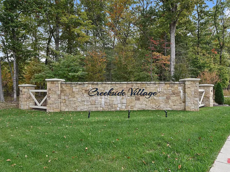 725 Apple Orchard Dr — Photo 33