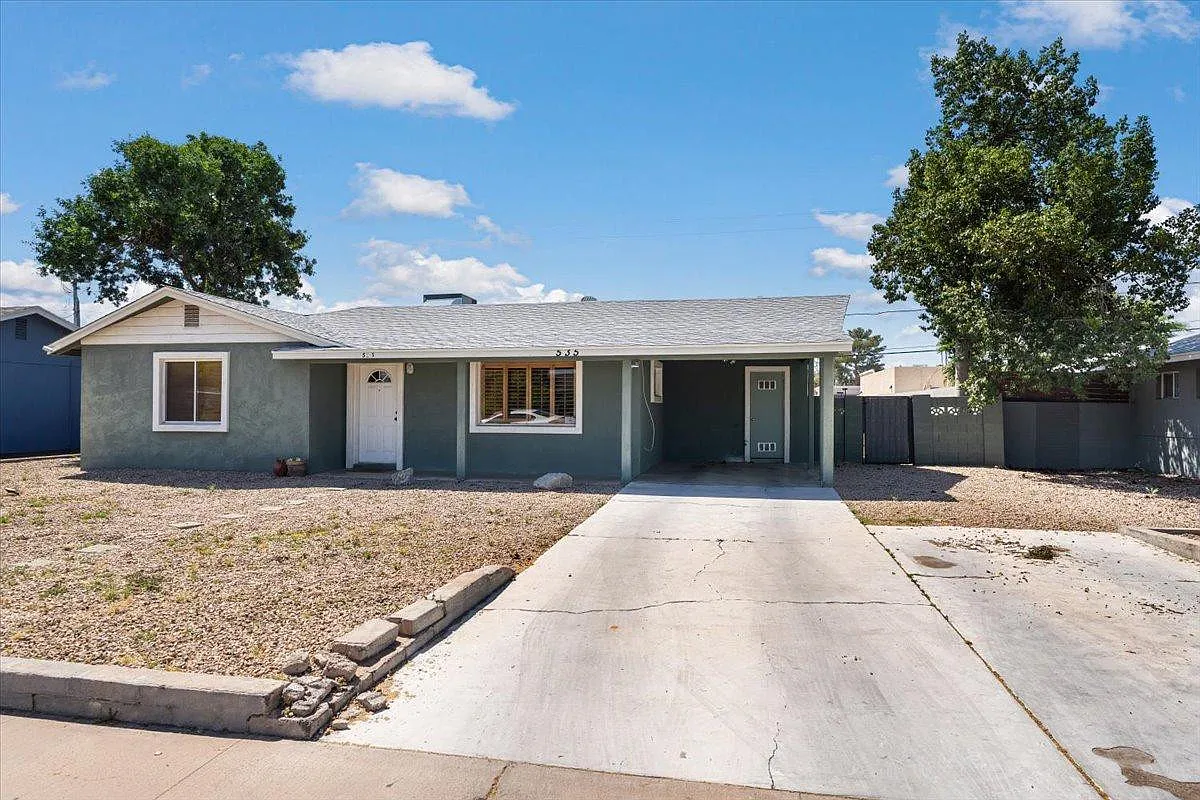 4 bed, 3.0 bath, 1590 sqft, $2,500 — Photo 2