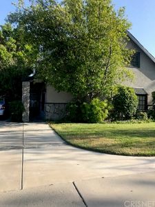 21126 Merridy St, Chatsworth, CA, 91311