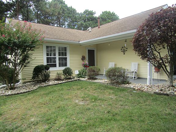 3rd image of 3 Sussex Pl