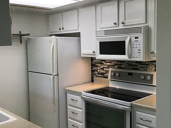 5th image of 6082 Southbay Dr