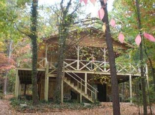 4045 Honeysuckle Dr, Blairsville, GA 30512