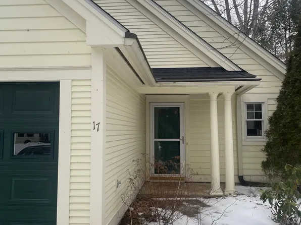 17 Eastman Farm Road, Burlington, VT 05401