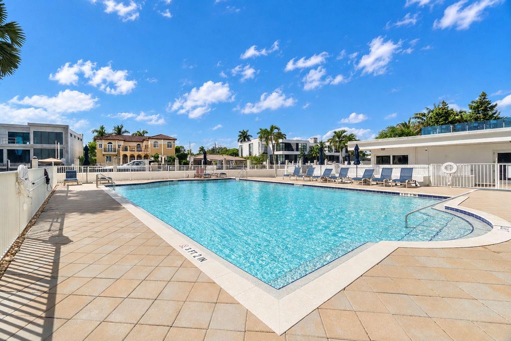 1391 S Ocean Boulevard #805, photo 5