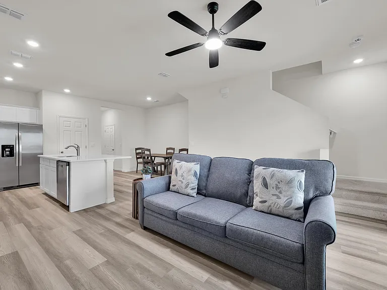 12834 SW Forli Way — Photo 13