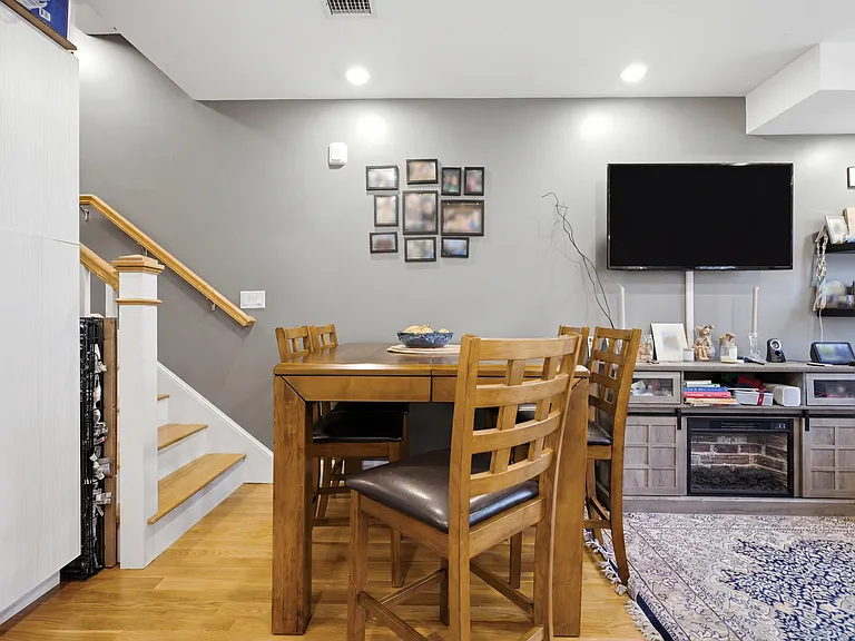 89 Prescott St #B — Photo 6