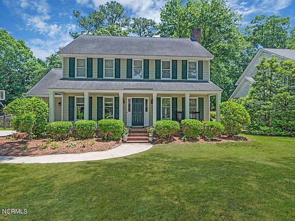 2nd image of 3323 Cadenza Street
