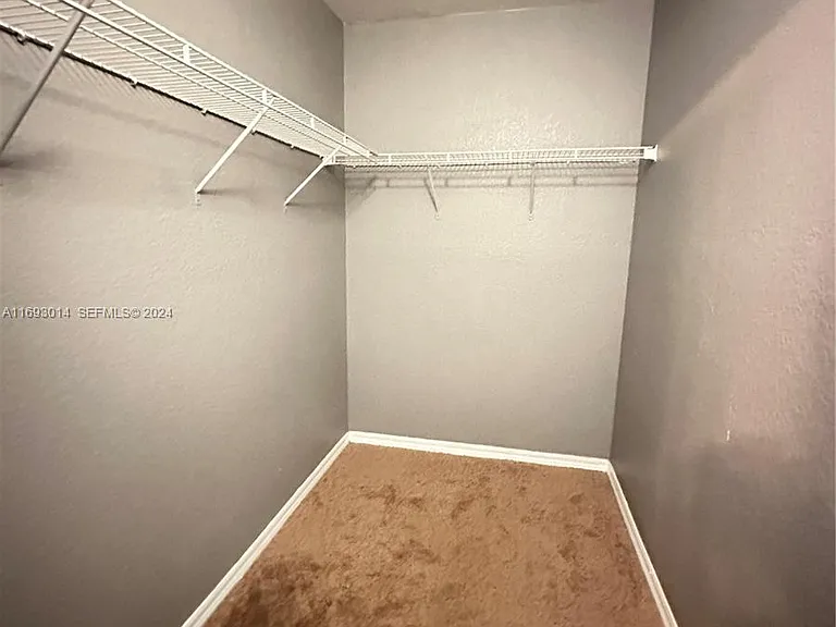 687 SW 10th St #1 — Photo 8