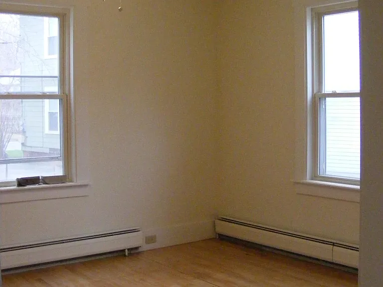 125 Frost St #1 — Photo 9