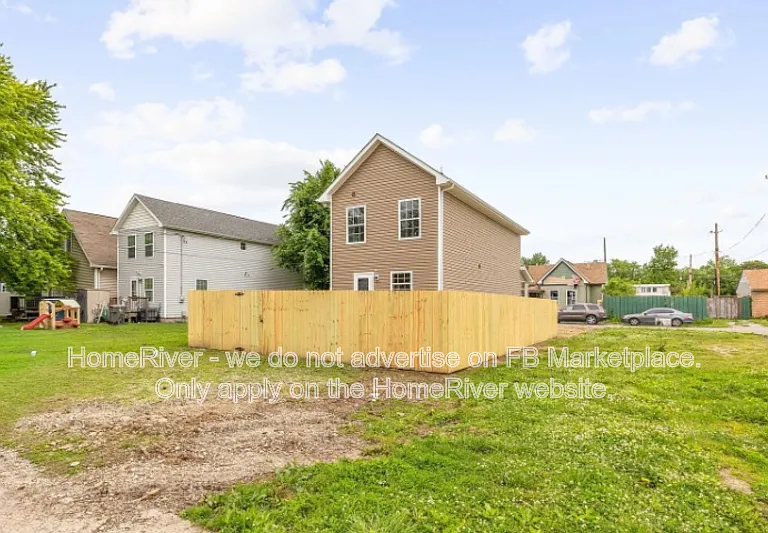 18 E Caven St — Photo 23