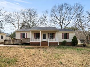 12660 Lodore Rd, Amelia Court House, VA 23002