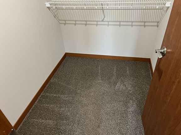 5th image of 1247 Salem Dr