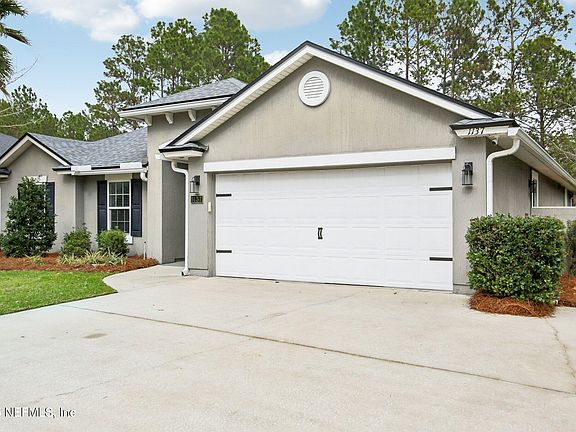 3rd image of 1137 AUTUMN PINES Drive