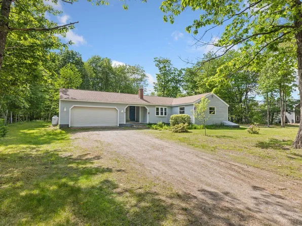 16 Van Buren Drive, Newfield, ME 04095
