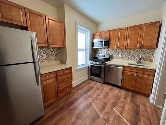 2nd image of 98 Harding Ave #L2