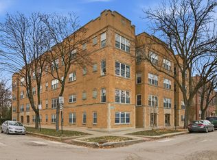 3808 W Belle Plaine Ave #G, Chicago, IL 60618