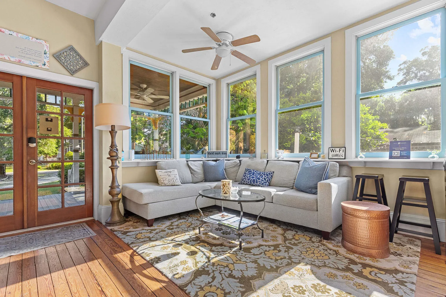 7 bed, 7.0 bath, 5790 sqft, $12,819 — Photo 2