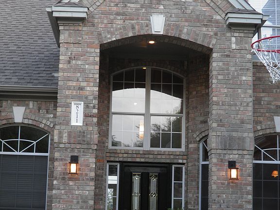 3rd image of 8211 Asmara Dr