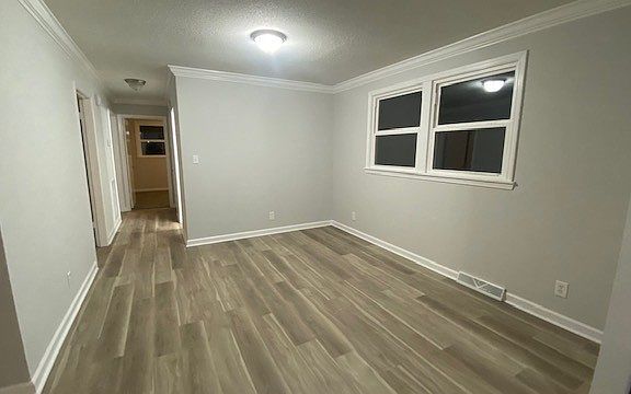 3rd image of 107 Dave Dr