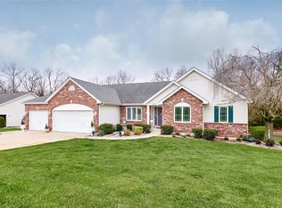 32 Raven Ct, Wentzville, MO 63385