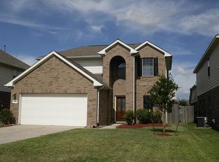 2000 Vermillion Oak St, Fresno, TX 77545