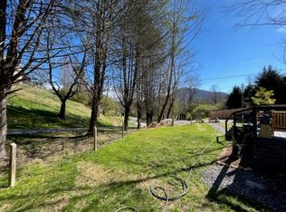 31 Mudridge Dr, Dillsboro, NC 28725