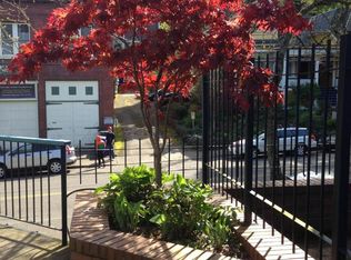 1447 SW Montgomery St, Portland, OR 97201