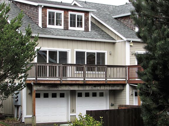 3rd image of 176 Division St N #3