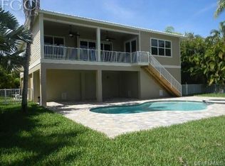156 Flamingo St, Fort Myers Beach, FL 33931