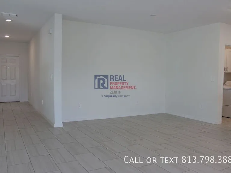 11571 Radiant Shore Loop — Photo 6