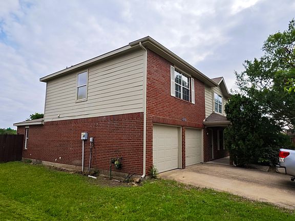 3rd image of 2222 Meade Ct