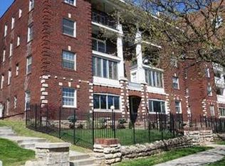 4436 J C Nichols Pkwy, Kansas City, MO 64111