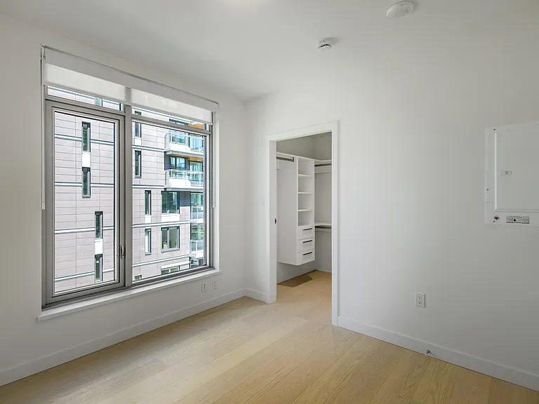 785 Harbour Ave #402 — Photo 11