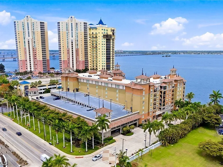 2825 Palm Beach Blvd #519 — Photo 33