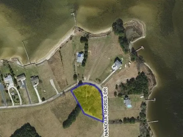 26 Nandua Shores Dr, Painter, VA 23420