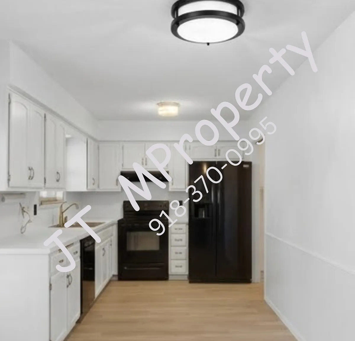 3 bed, 1377 sqft, $1,800 — Photo 3