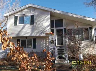416 E Quail St, Sparks, NV 89431