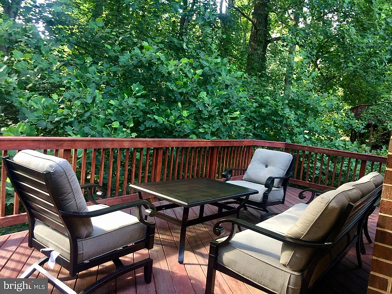 1118 Challedon Rd — Photo 22