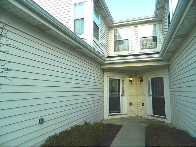 1st image of 4406 W Quill Ln