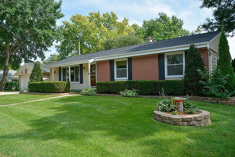 1st image of 111 W Walters Dr
