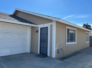 13895 Smoketree St #B, Hesperia, CA 92345