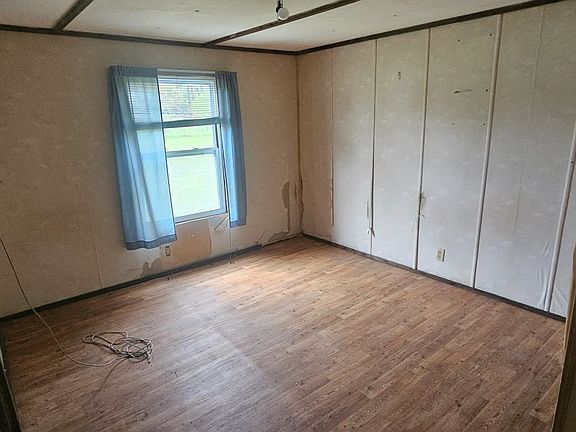 5th image of 277 Hub Greer Rd
