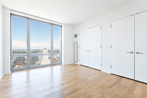 Rented by Compass | media 44